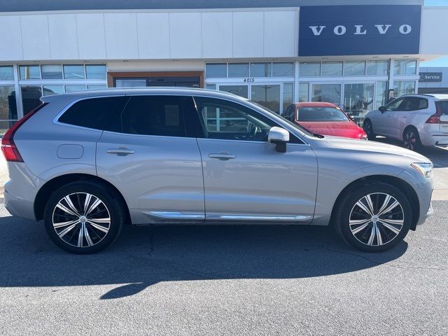 2023 Volvo XC60 Ultimate Bright Theme