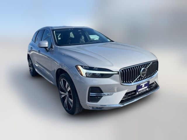 2023 Volvo XC60 Ultimate Bright Theme