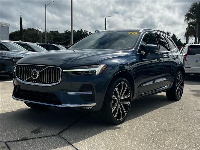 2023 Volvo XC60 Ultimate Bright Theme