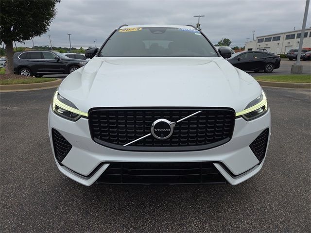 2023 Volvo XC60 Ultimate Dark Theme