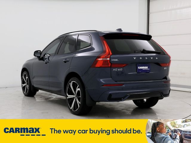 2023 Volvo XC60 Ultimate Dark Theme