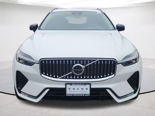 2023 Volvo XC60 Ultimate Dark Theme