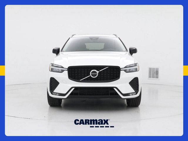 2023 Volvo XC60 Ultimate Dark Theme