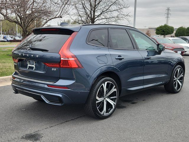 2023 Volvo XC60 Ultimate Dark Theme