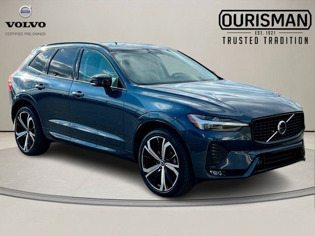 2023 Volvo XC60 Ultimate Dark Theme