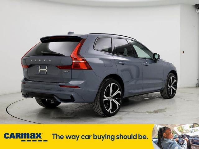 2023 Volvo XC60 Ultimate Dark Theme