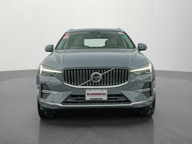 2023 Volvo XC60 Ultimate Bright Theme