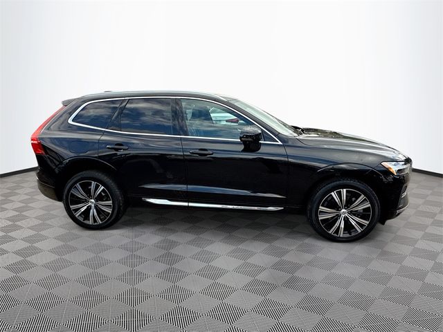 2023 Volvo XC60 Ultimate Bright Theme