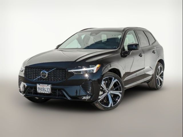 2023 Volvo XC60 Ultimate Dark Theme