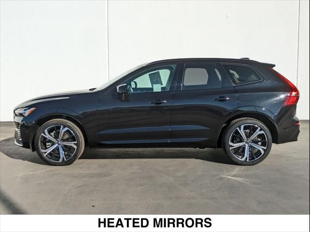 2023 Volvo XC60 Ultimate Dark Theme