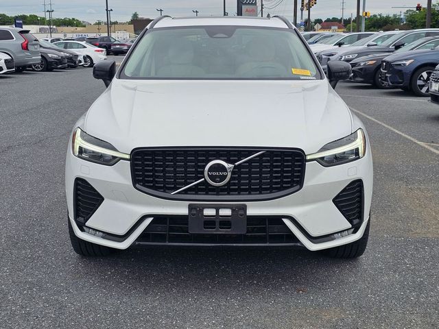 2023 Volvo XC60 Ultimate Dark Theme