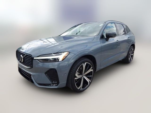 2023 Volvo XC60 Ultimate Dark Theme