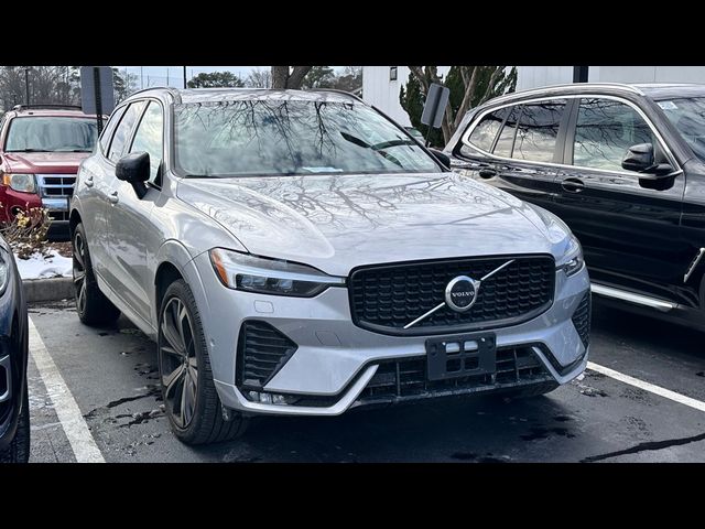 2023 Volvo XC60 Ultimate Dark Theme