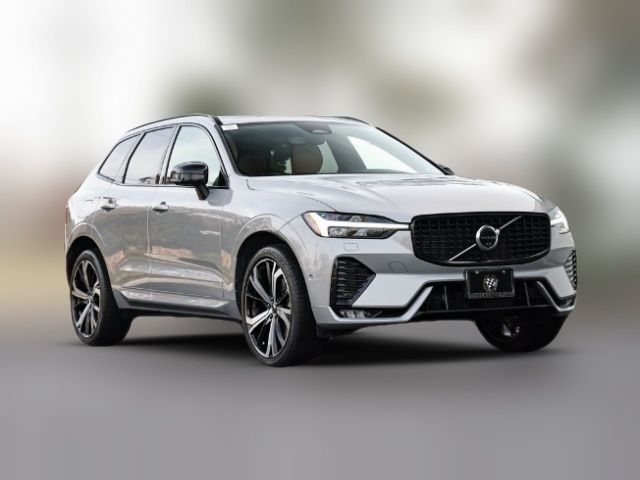 2023 Volvo XC60 Ultimate Dark Theme