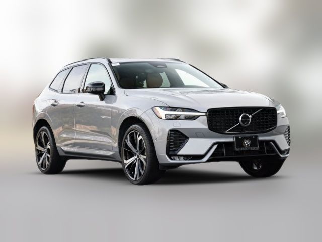 2023 Volvo XC60 Ultimate Dark Theme