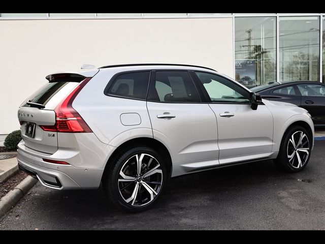 2023 Volvo XC60 Ultimate Dark Theme