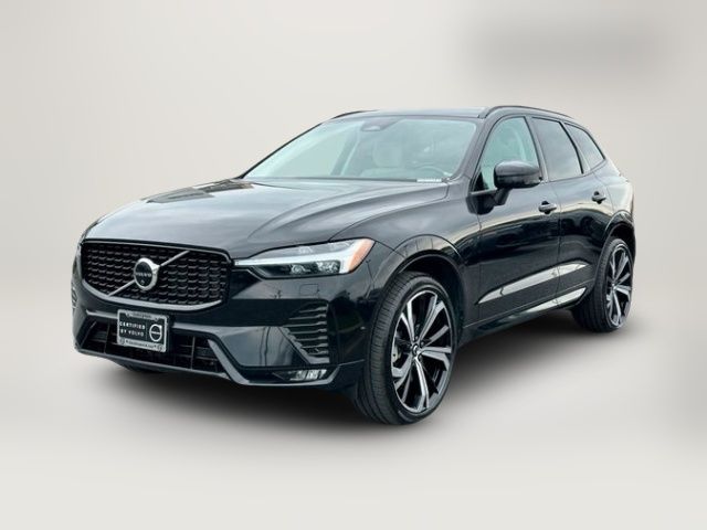 2023 Volvo XC60 Ultimate Dark Theme