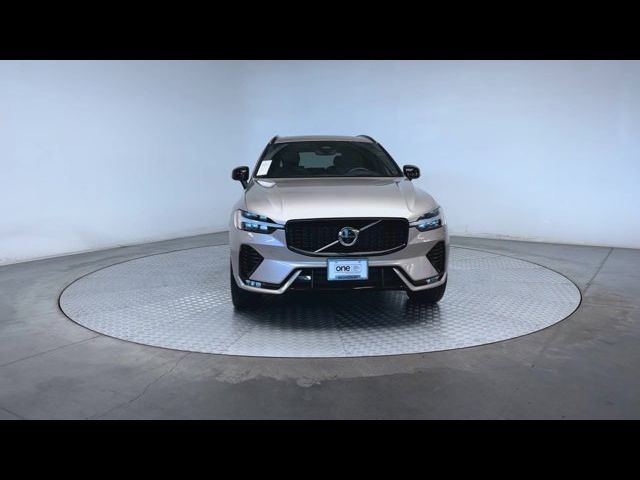 2023 Volvo XC60 Ultimate Dark Theme