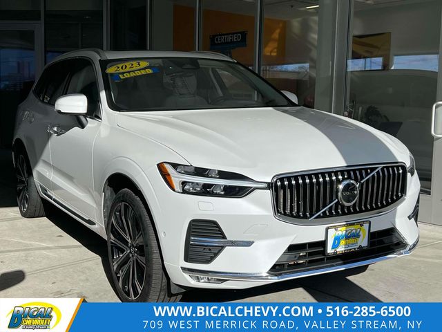 2023 Volvo XC60 Ultimate Bright Theme