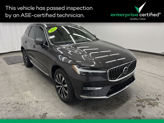 2023 Volvo XC60 Plus Bright Theme
