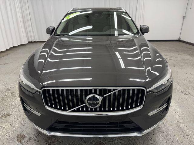 2023 Volvo XC60 Plus Bright Theme