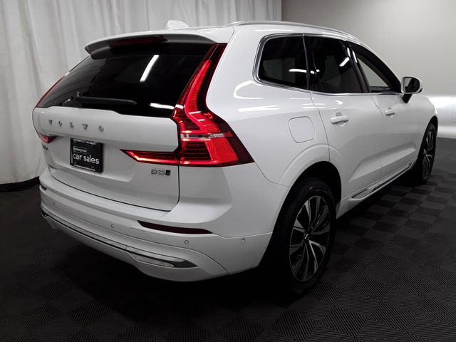 2023 Volvo XC60 Plus Bright Theme