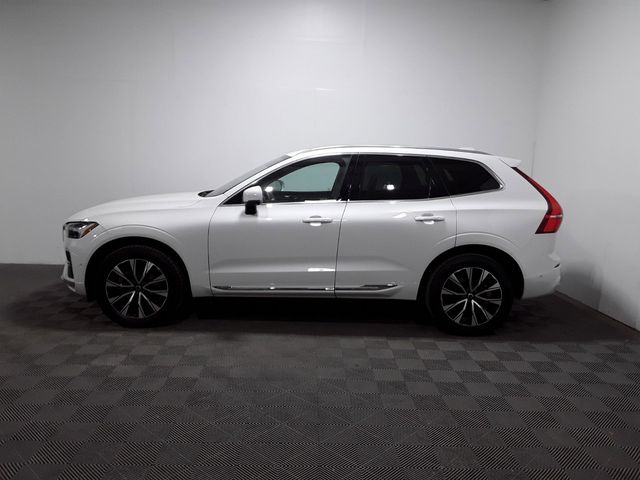 2023 Volvo XC60 Plus Bright Theme