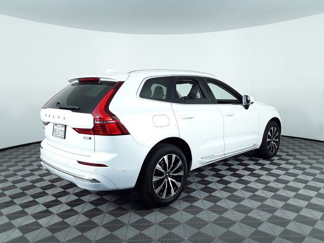 2023 Volvo XC60 Plus Bright Theme