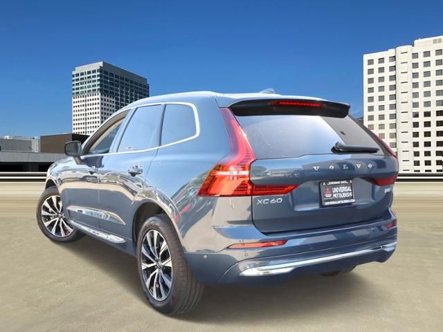 2023 Volvo XC60 Plus Bright Theme