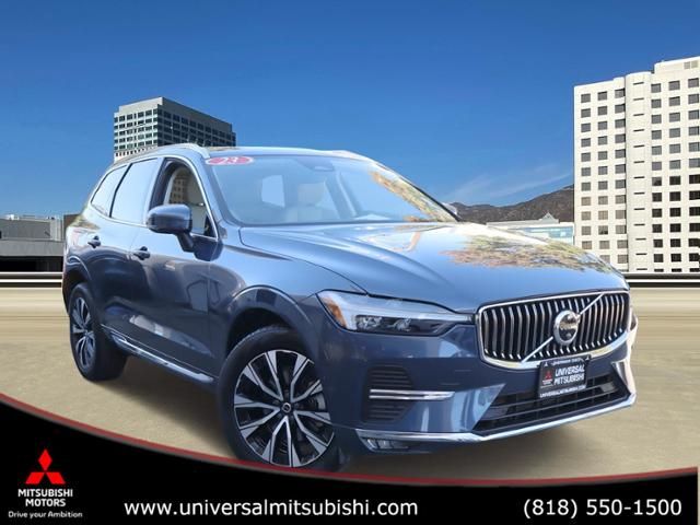 2023 Volvo XC60 Plus Bright Theme