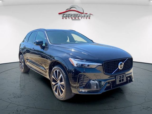 2023 Volvo XC60 Plus Dark Theme