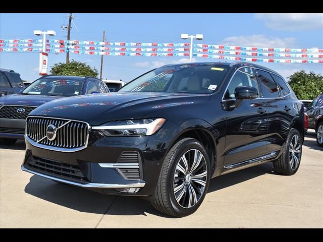 2023 Volvo XC60 Plus Bright Theme