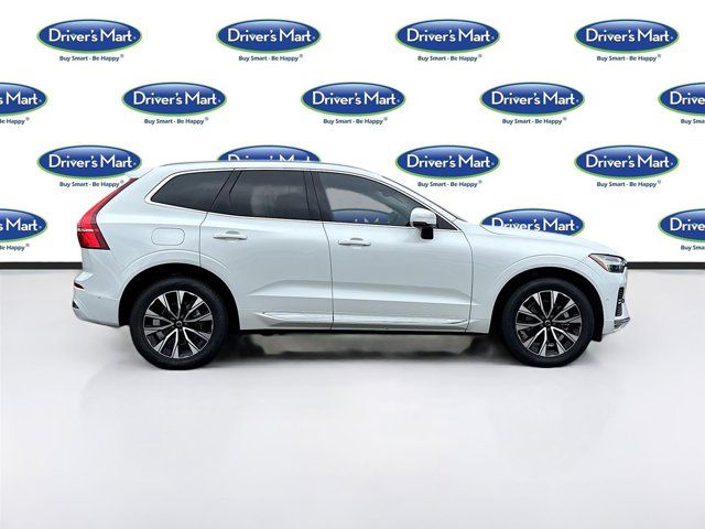 2023 Volvo XC60 Plus Bright Theme