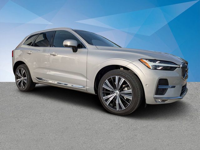 2023 Volvo XC60 Plus Bright Theme