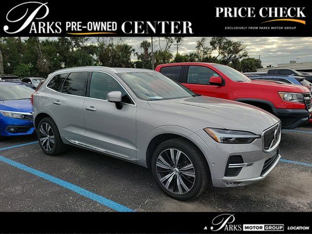 2023 Volvo XC60 Plus Bright Theme