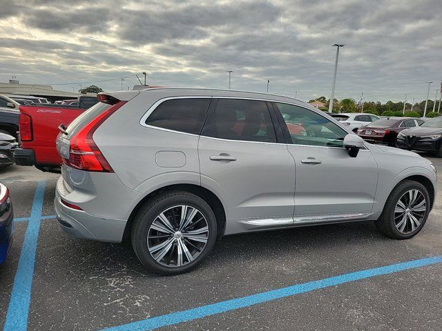 2023 Volvo XC60 Plus Bright Theme