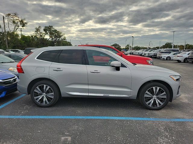 2023 Volvo XC60 Plus Bright Theme