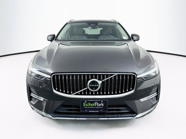 2023 Volvo XC60 Plus Bright Theme