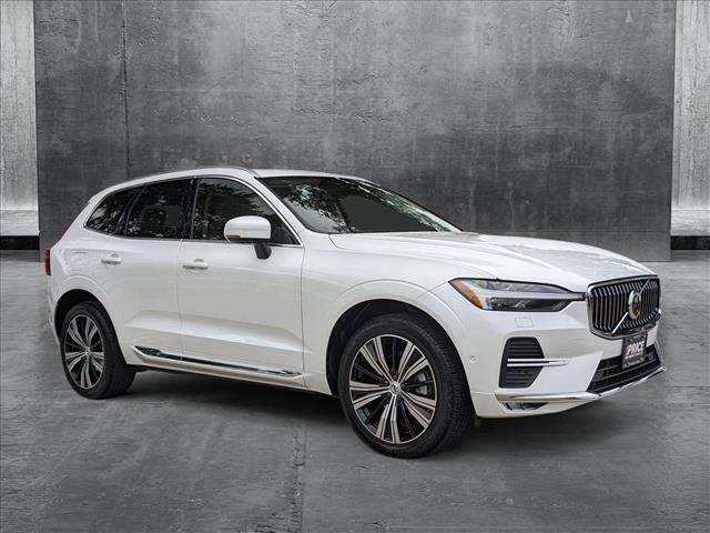 2023 Volvo XC60 Plus Bright Theme