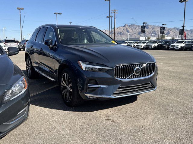 2023 Volvo XC60 Plus Bright Theme