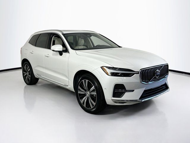 2023 Volvo XC60 Plus Bright Theme