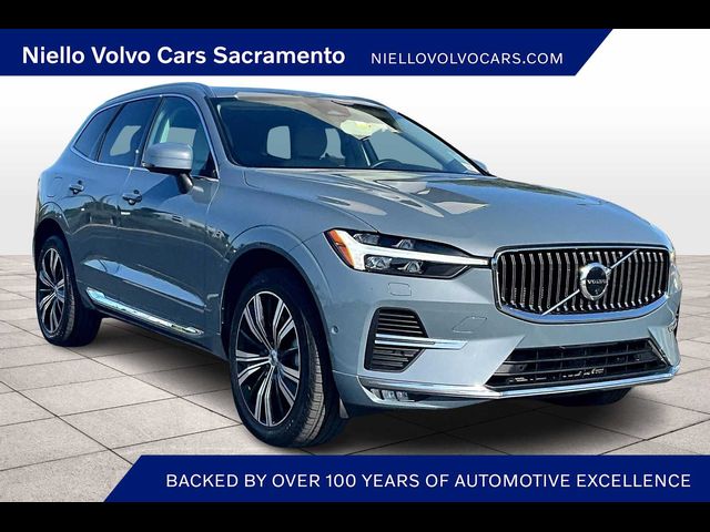 2023 Volvo XC60 Plus Bright Theme