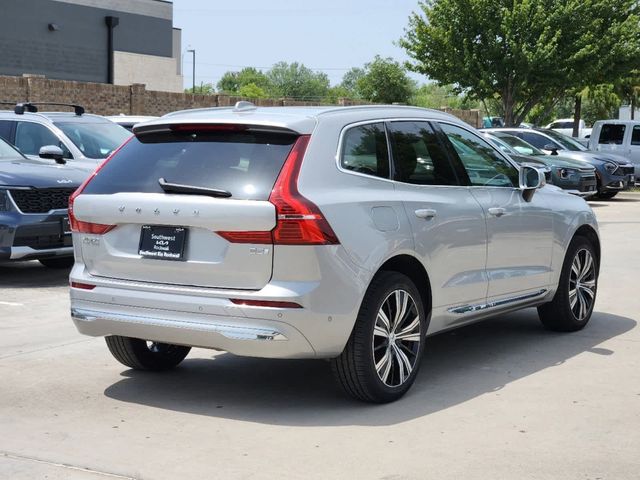 2023 Volvo XC60 Plus Bright Theme