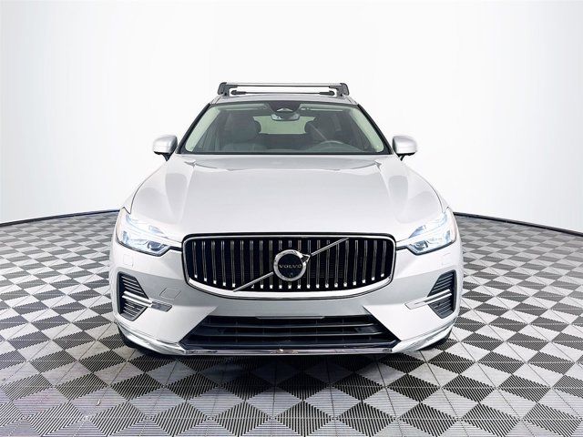 2023 Volvo XC60 Plus Bright Theme