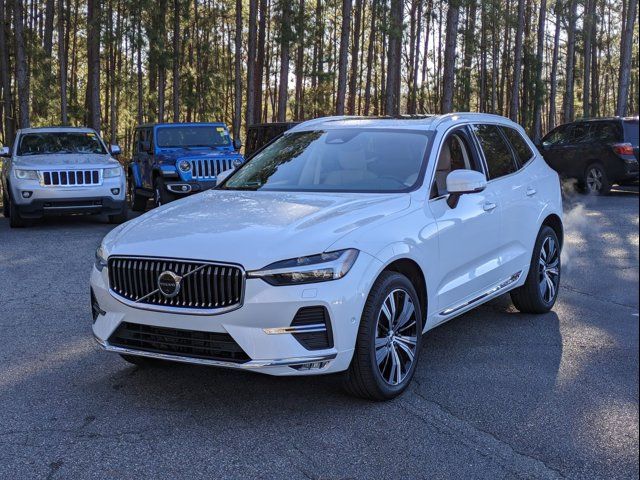 2023 Volvo XC60 Plus Bright Theme