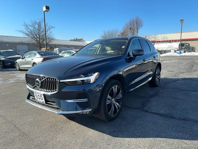 2023 Volvo XC60 Plus Bright Theme