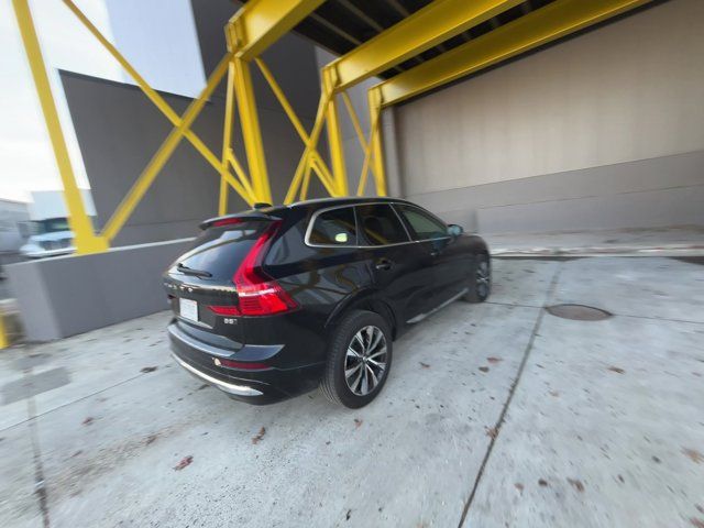 2023 Volvo XC60 Plus Bright Theme