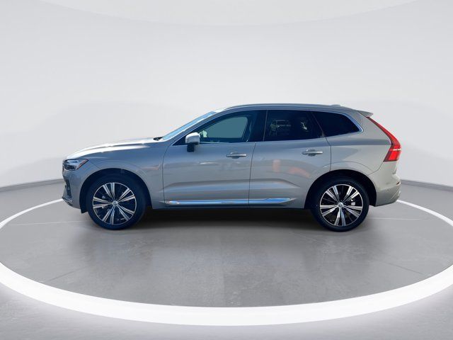 2023 Volvo XC60 Plus Bright Theme