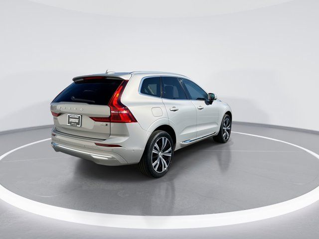 2023 Volvo XC60 Plus Bright Theme