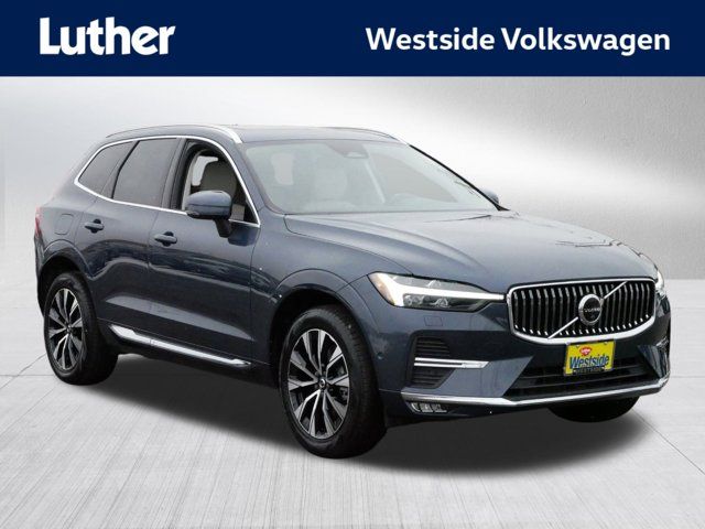 2023 Volvo XC60 Plus Bright Theme